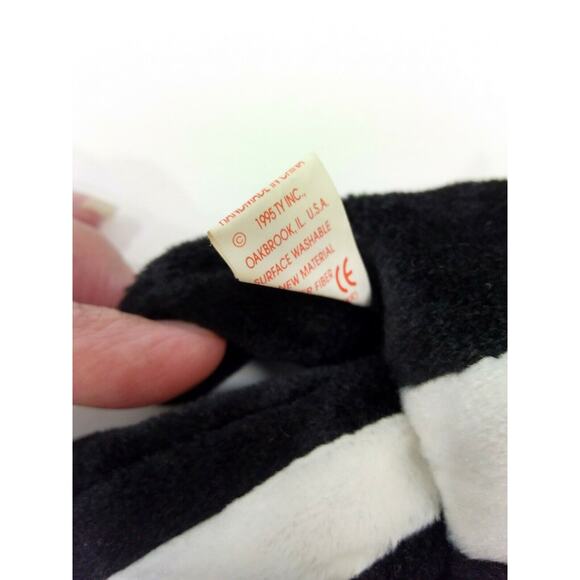 2x Vintage Ty Beanie Babies Ringo the Raccoon + Stinky the Skunk Plush Beanies - Picture 7 of 11